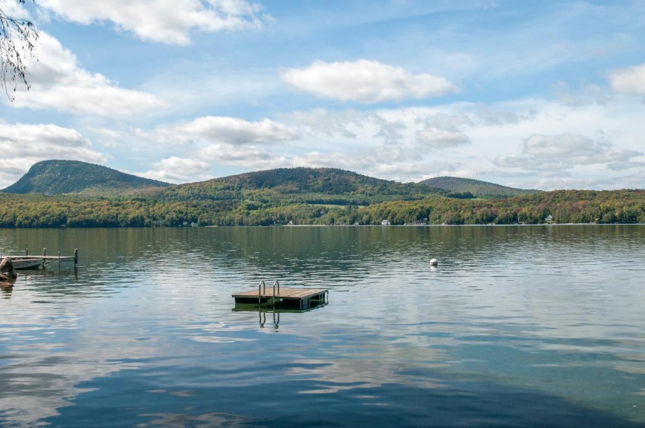 Mountain Lake Cottages Westmore Exteriér fotografie